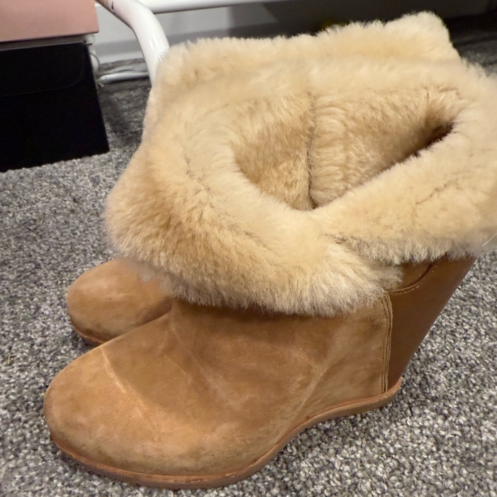 Cozy Ugg Shearling Lined Winter Boots